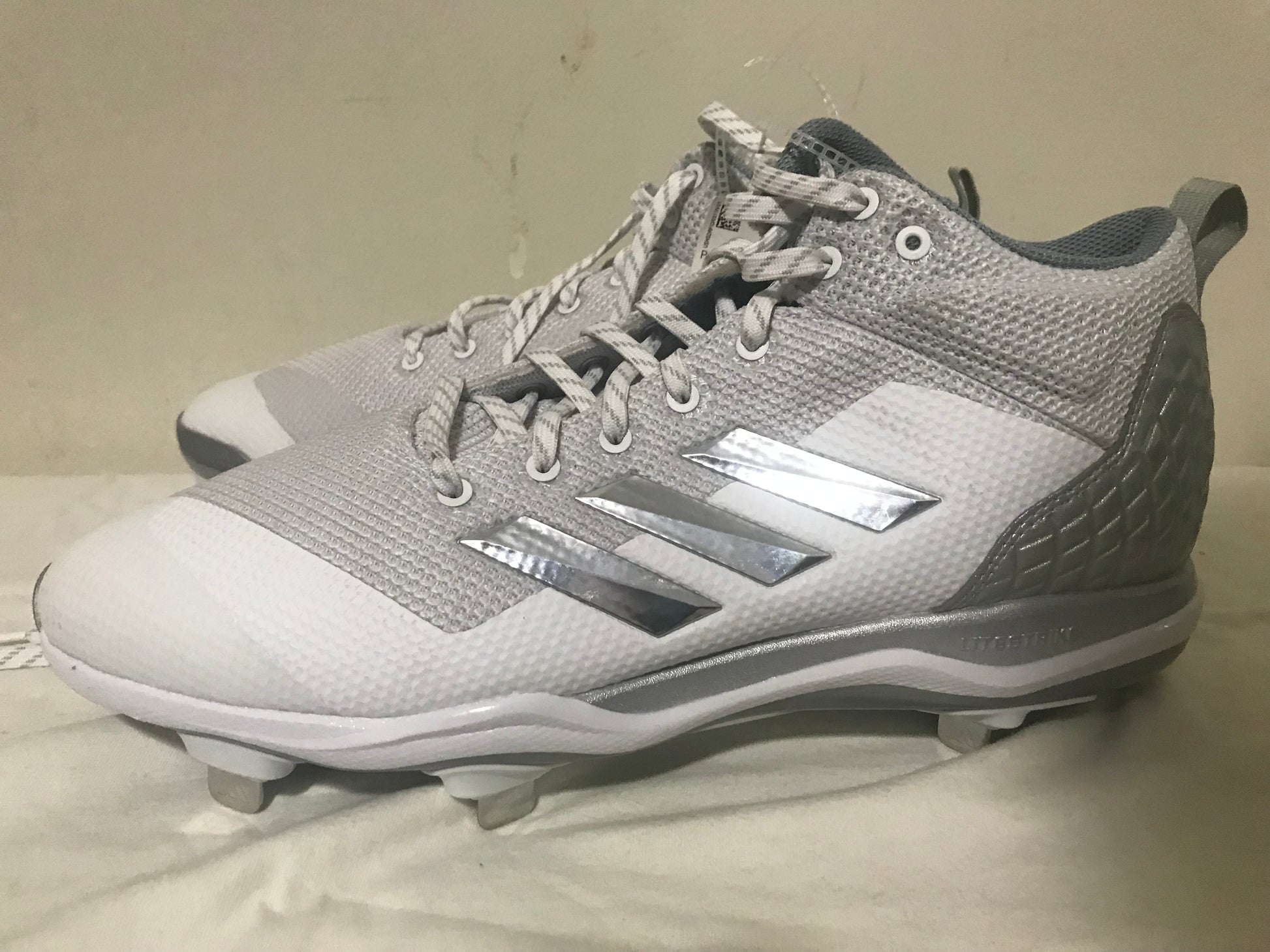 Adidas Power Alley 5 Men Low Metal Baseball Cleats White Size12.5. B3 ELWOOD INTERNATIONAL