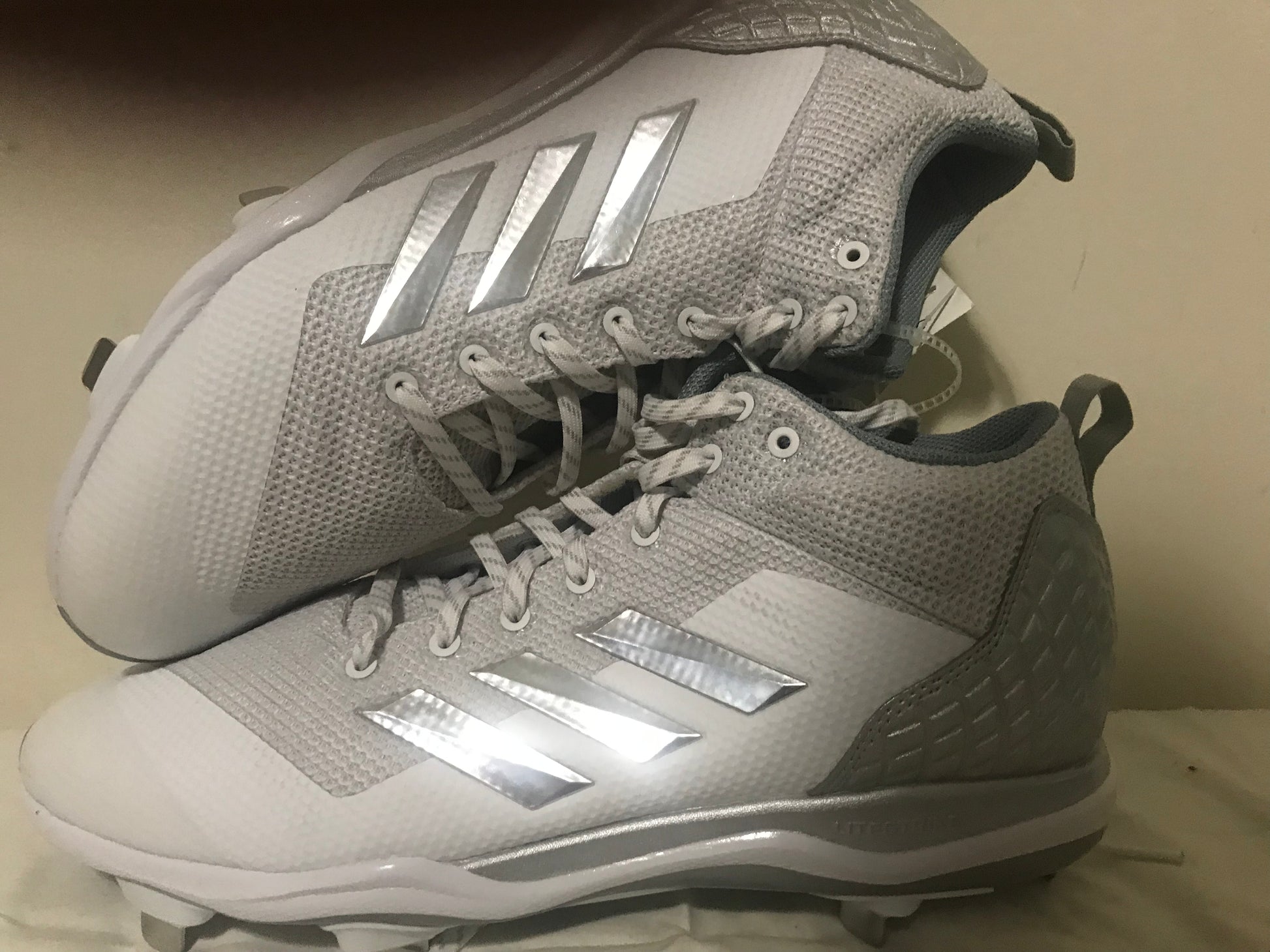 Adidas power alley 5 on sale